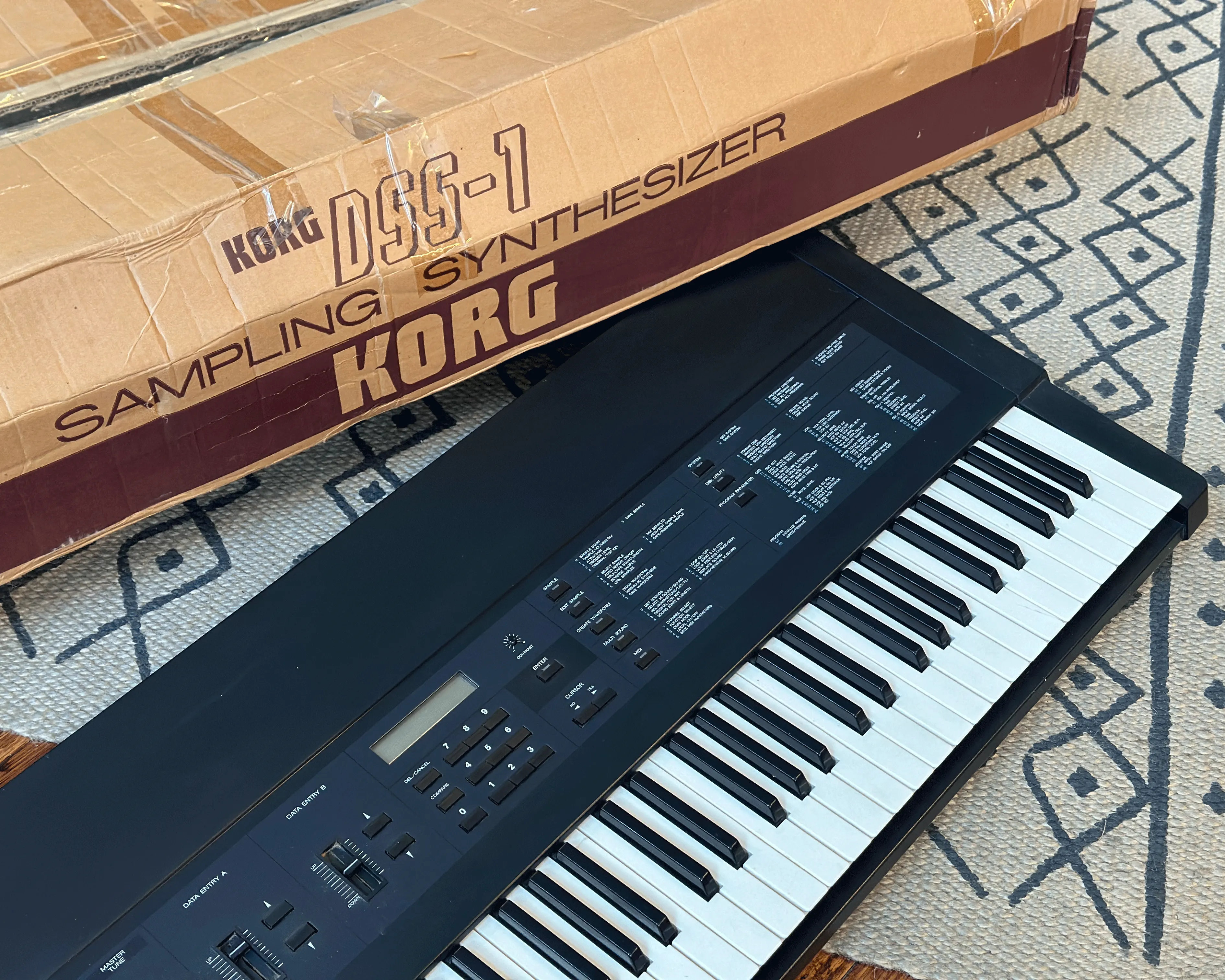 KORG DSS-1
