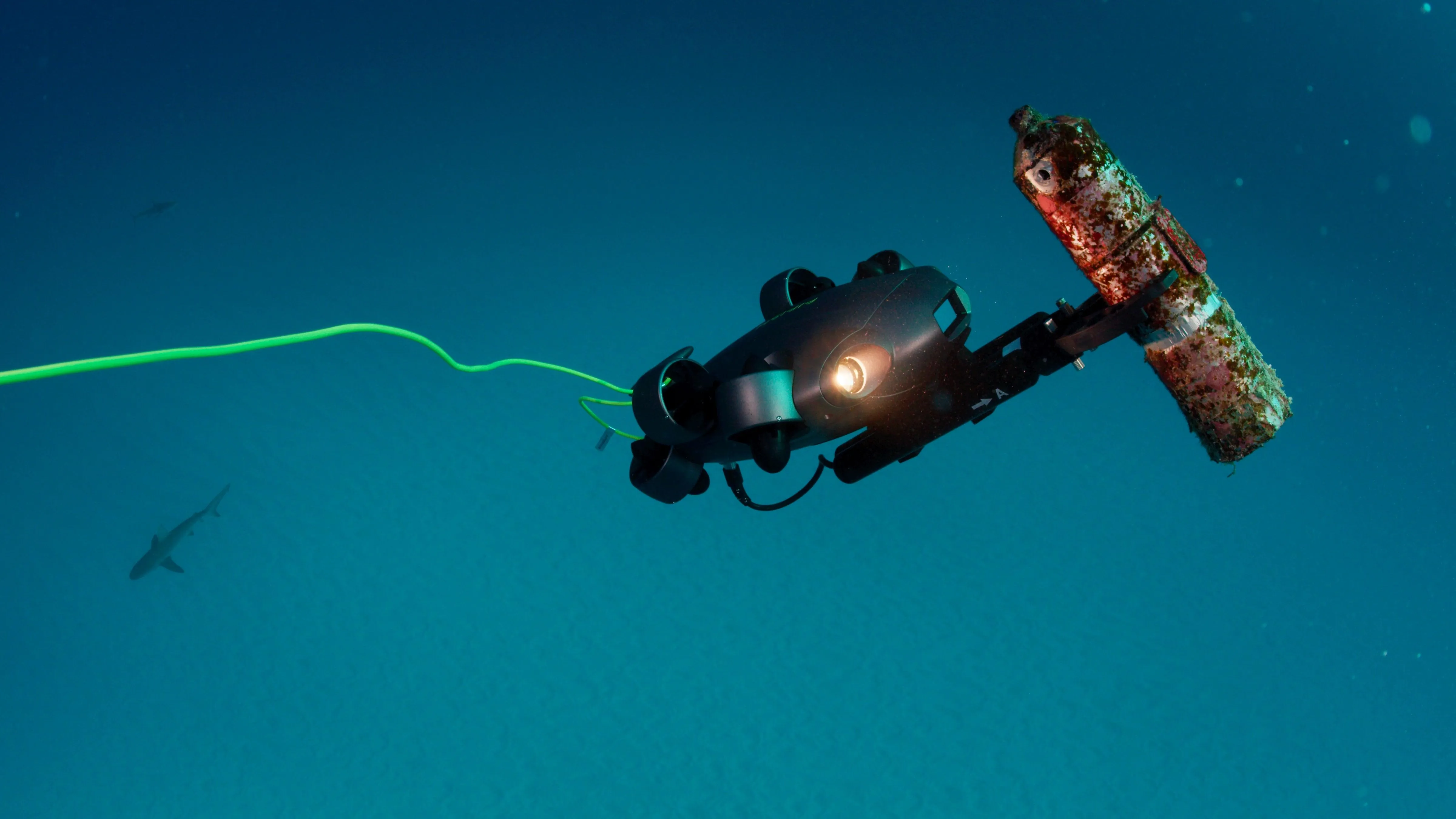 Qysea - M200A (FIFISH V6 EXPERT)