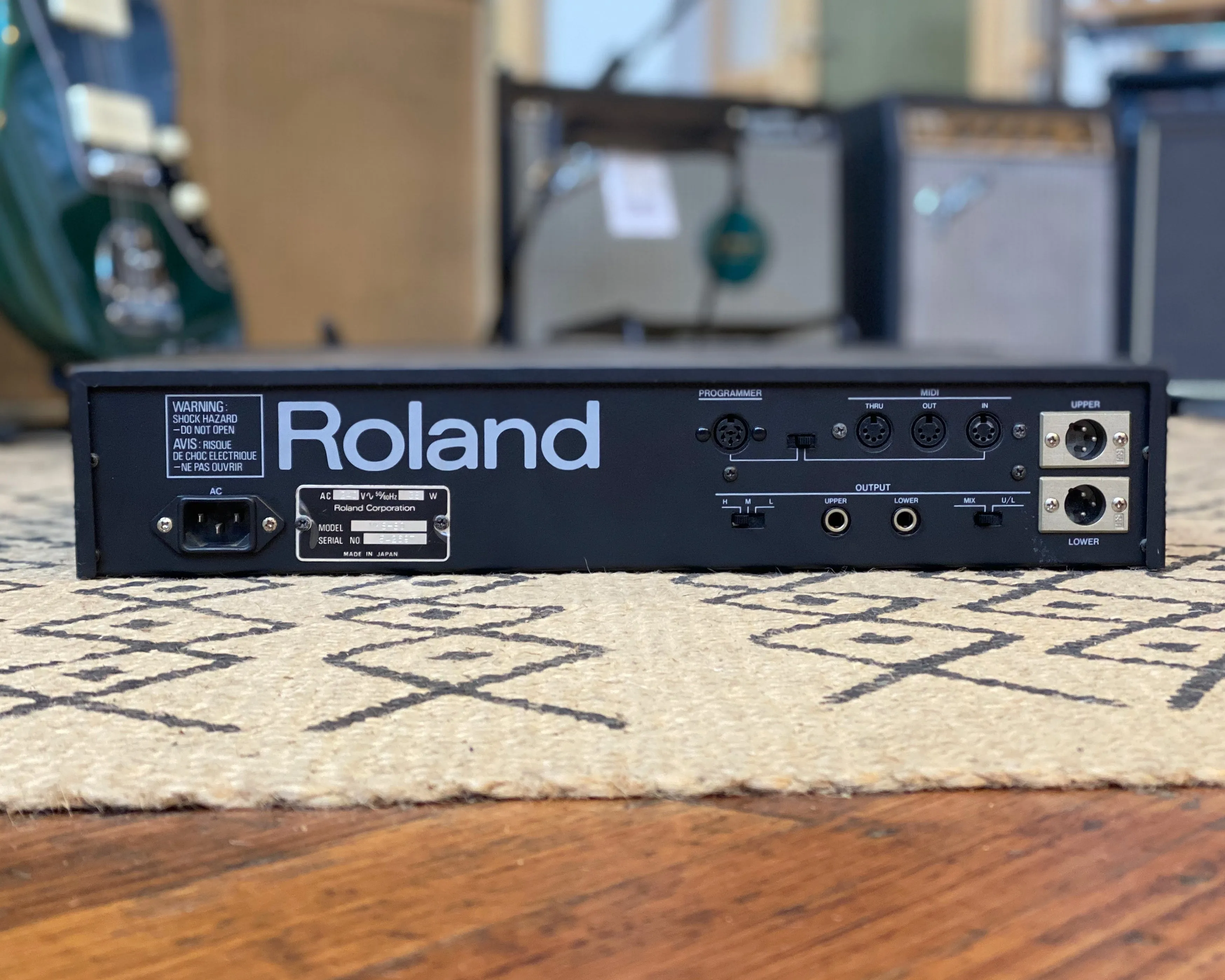 Roland MKS-80 Super Jupiter 8-Voice Polyphonic Analogue Synthesiser