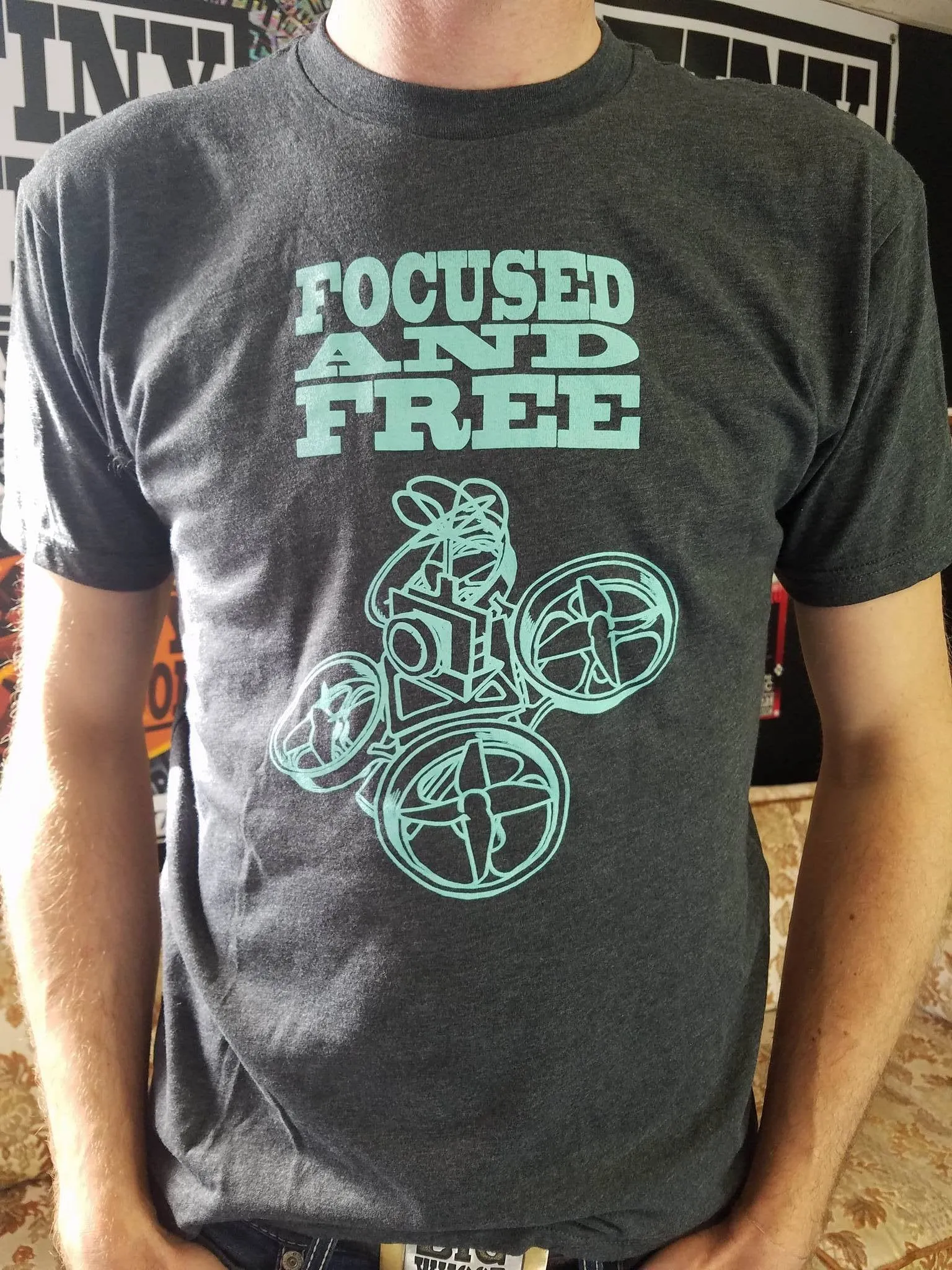 T-Shirt - Focused and Free
