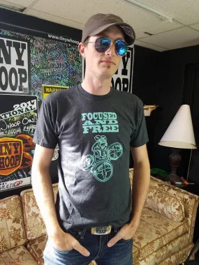 T-Shirt - Focused and Free